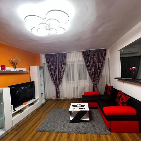 Crisshome1 Bucarest Esterno foto