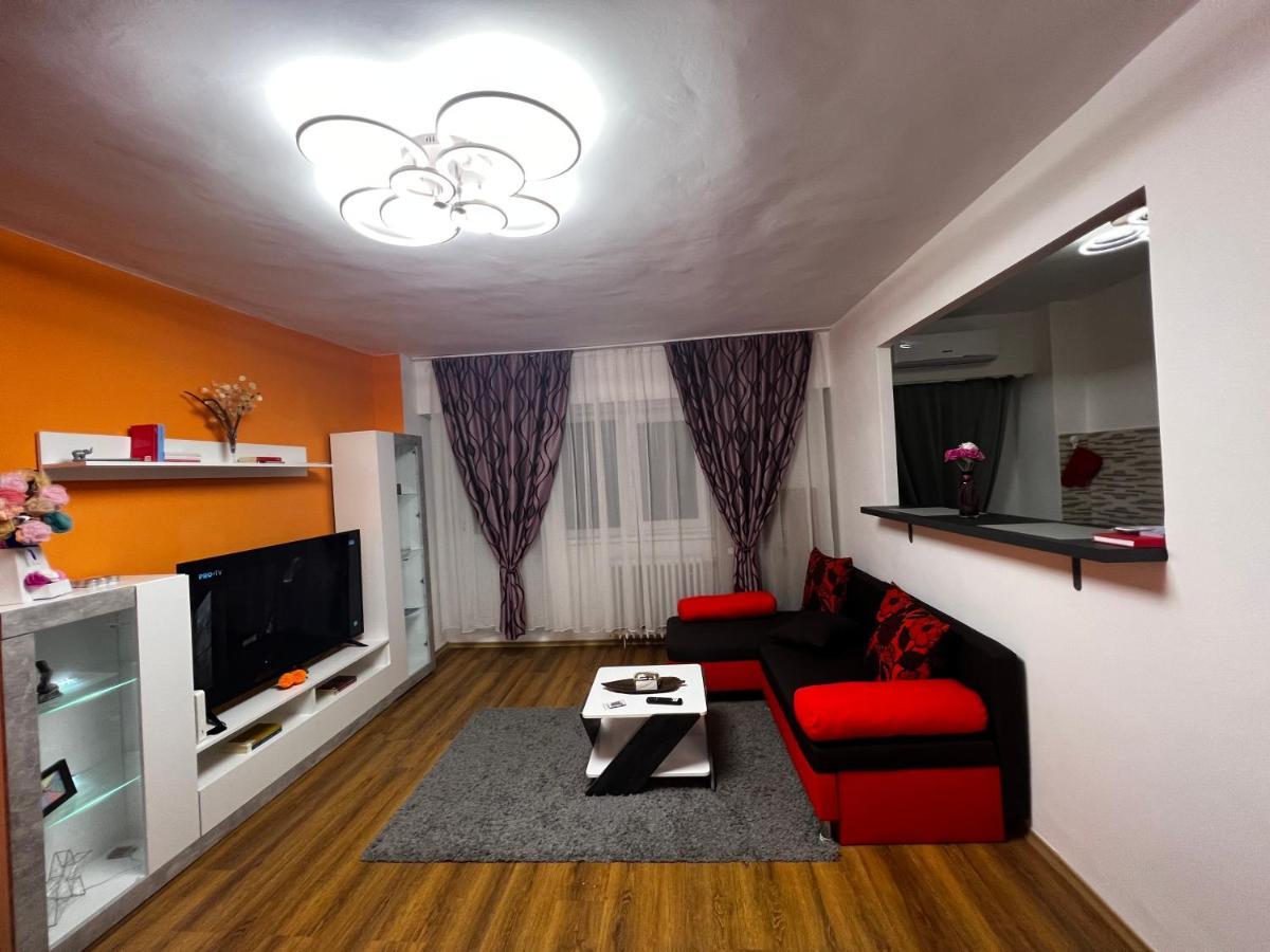 Crisshome1 Bucarest Esterno foto